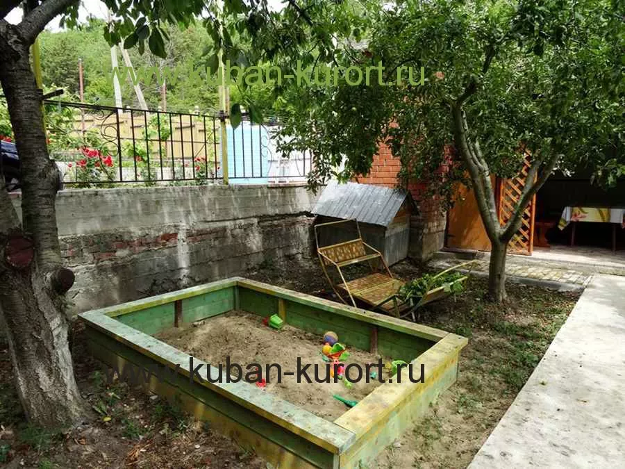 . Гостиница "АРЦАХ" в п. Пионерный. Сукко