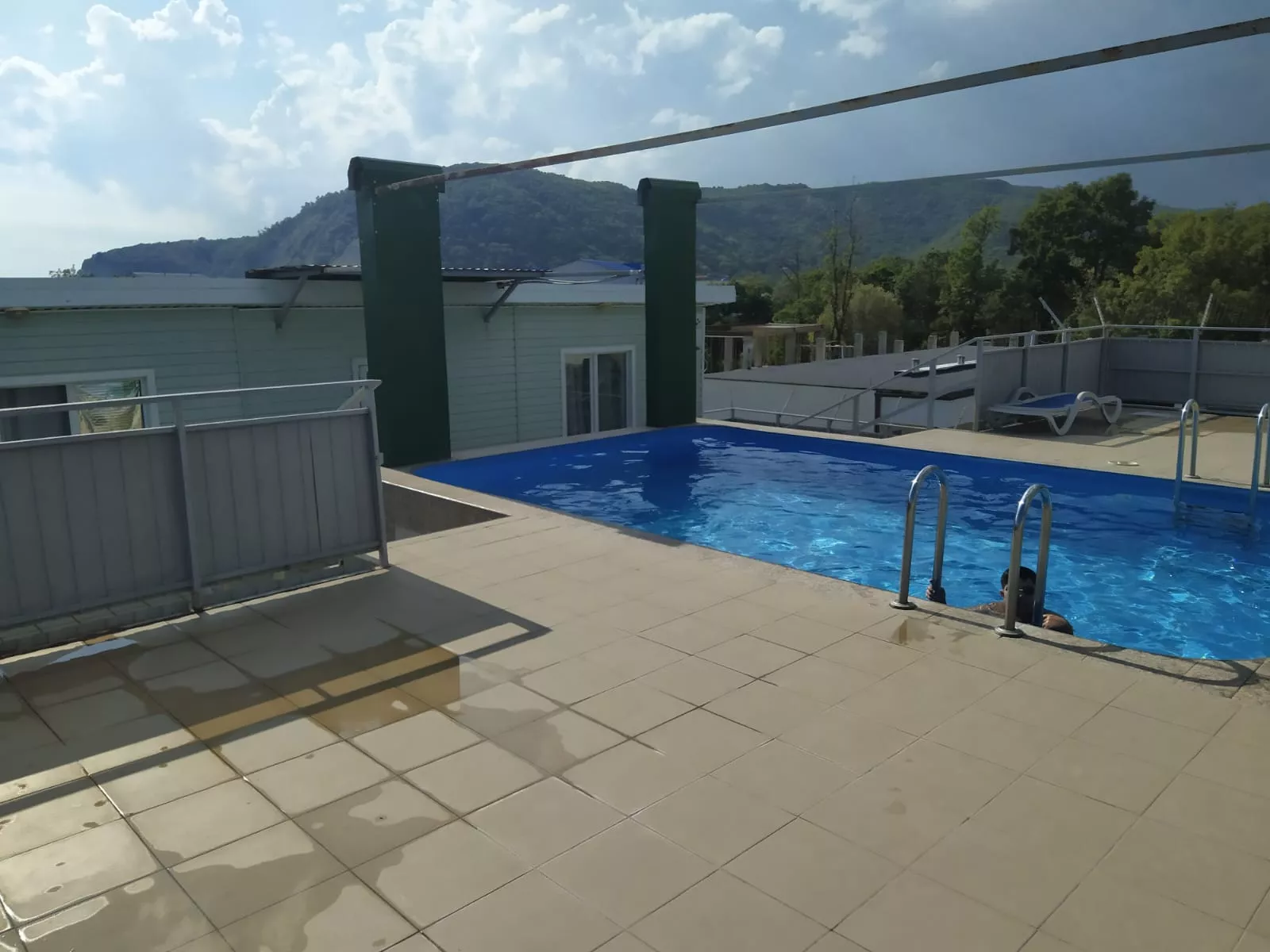 . Гостиница "Эдем". Лермонтово