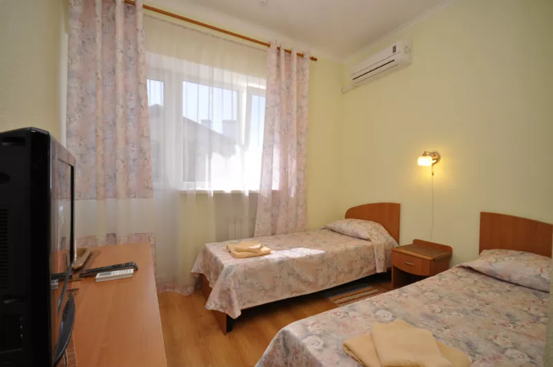 Номер двухместный стандартный. Гостевой дом "Арго". Севастополь