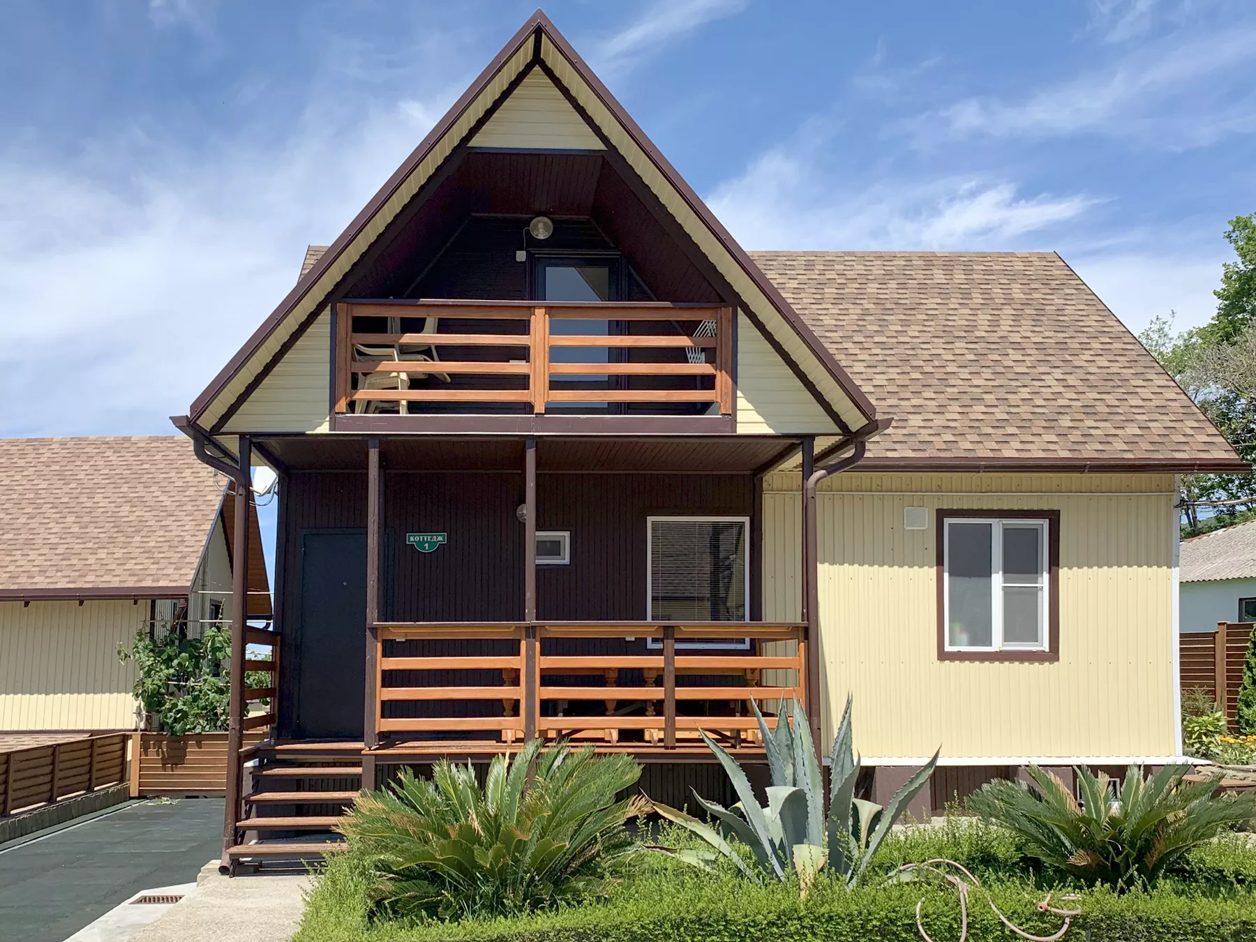 . Гостевой комплекс "Буэнос Диас". Совет-Квадже