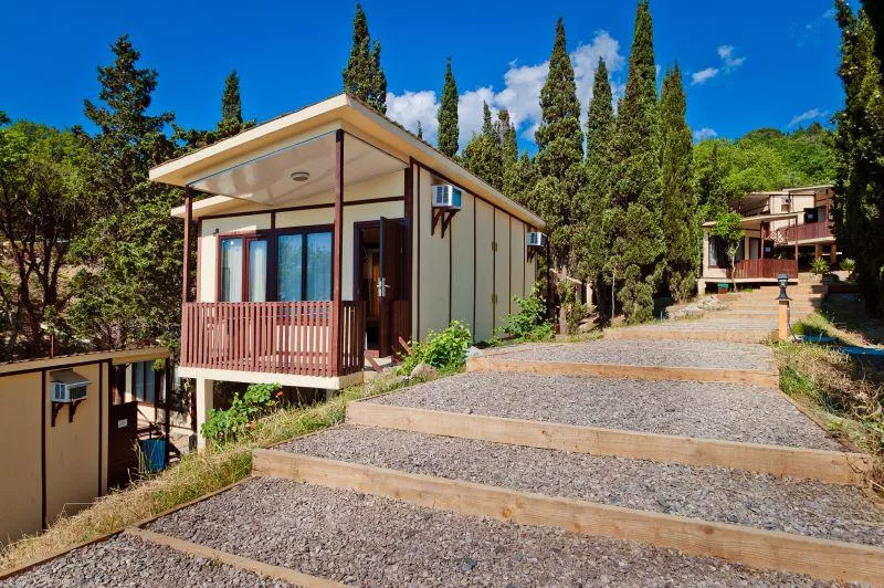 . Гостиничный комплекс Зеленый мыс. Алупка