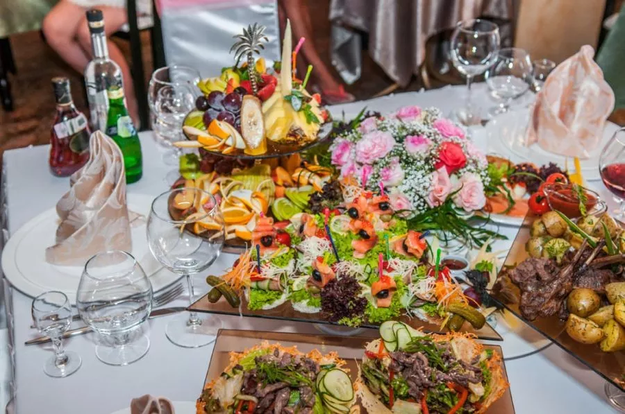 ШОУ-РЕСТОРАН 