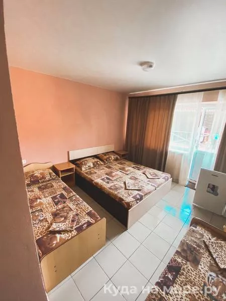  Четырехместный номер «Стандарт». Гостевой дом «ЛУНА». Джубга