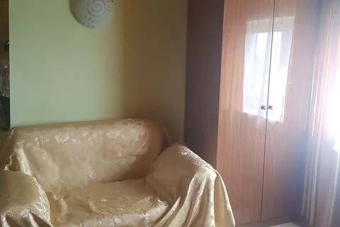 Трехместный номер с доп. местом. Гостевой дом «Красный дом». Совет-Квадже