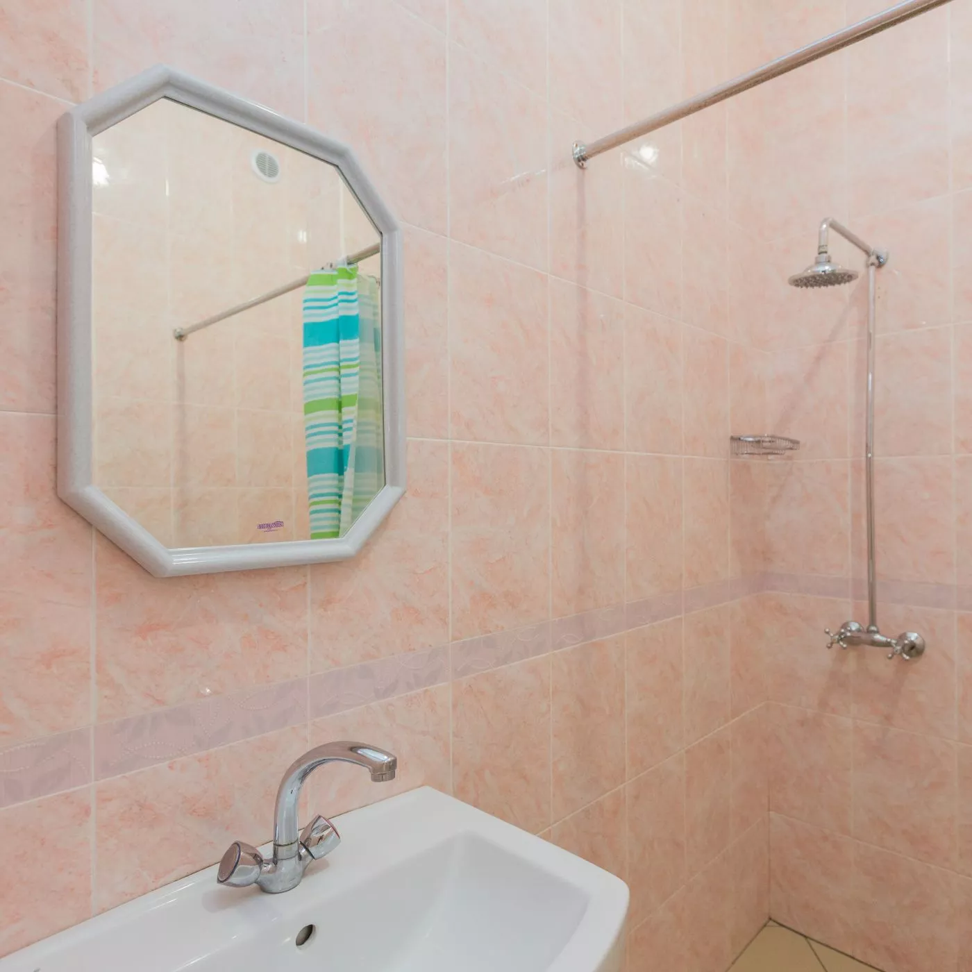 . Гостевой дом «ЛУНА». Джубга