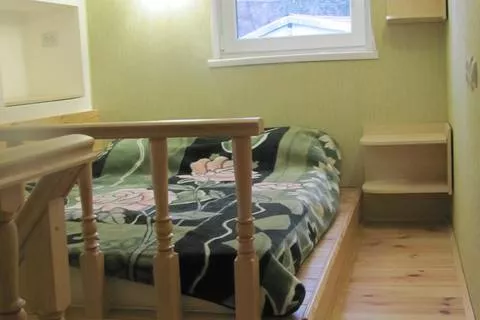 1-комнатный 2-х уровневый номер 2-й этаж. Гостевой дом "Лето". Алушта