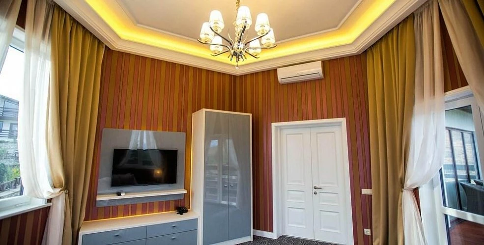 Дача Рахманинова. Курортный клуб «Дачи». Виноградное - Курорты Алушты