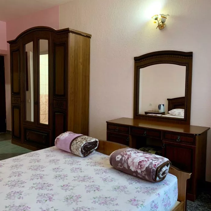 2-Х МЕСТНЫЙ С БАЛКОНОМ. Отель КАВКАЗ. Гостиницы и отели Лазаревского