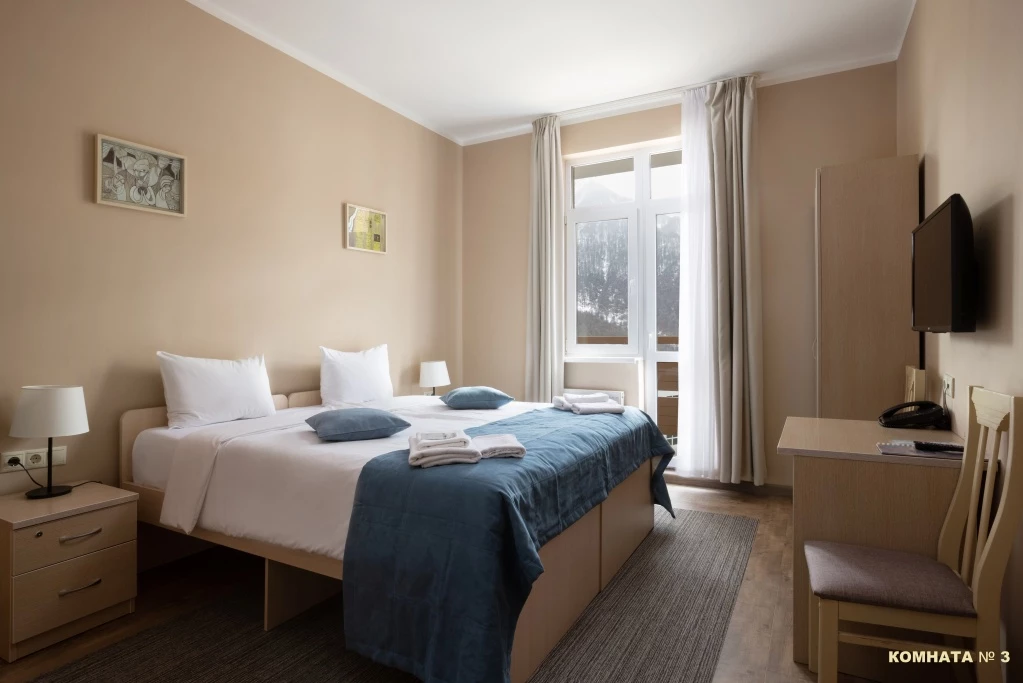 3-комнатный стандарт (с балконом). Отель "28". Красная Поляна