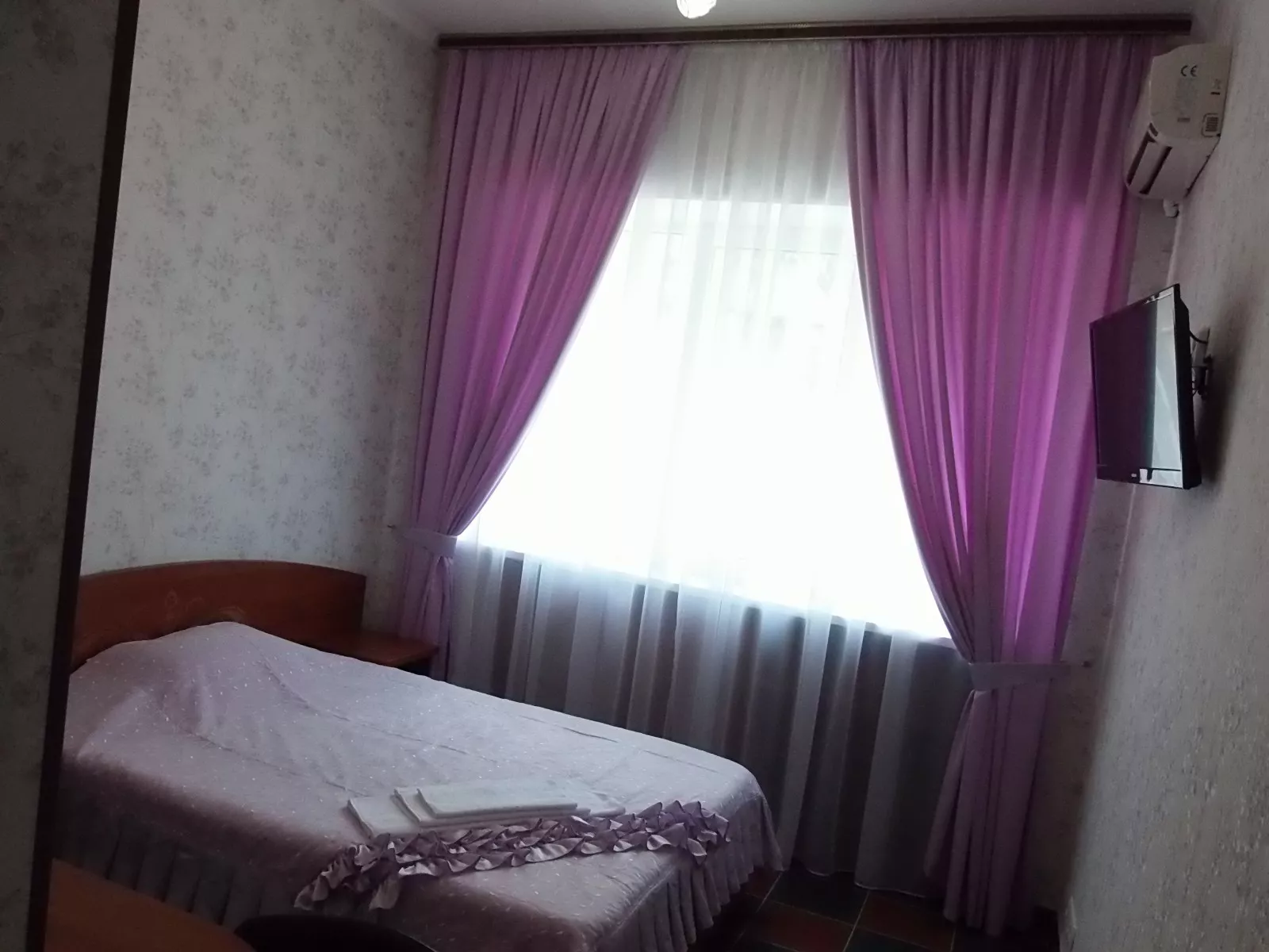 . Гостиница "УЮТ" - Симферополь. Симферополь