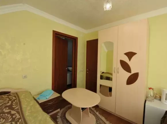 «Эконом» 2-х местный (Малый корпус). Гостиница «Кристалл». Домбай-гостиницы