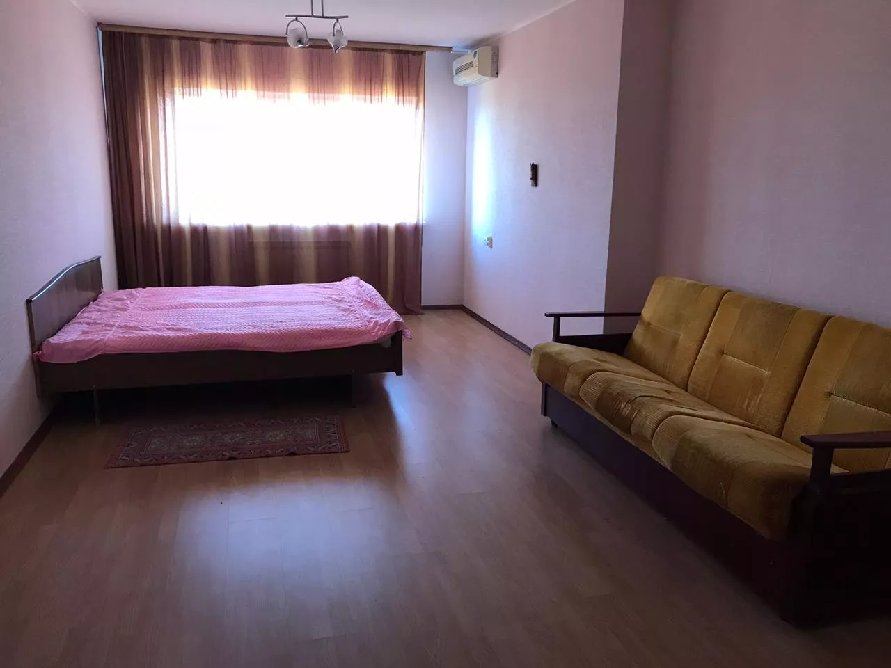 . Квартира в многоквартирном доме Двухуровневая 3-к квартира на лимане ул. Горького. Ейск