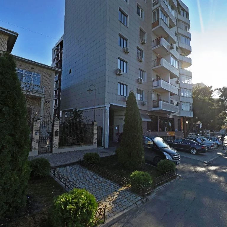 . Квартира в многоквартирном доме 1-комнатная Ленина 15. Анапа