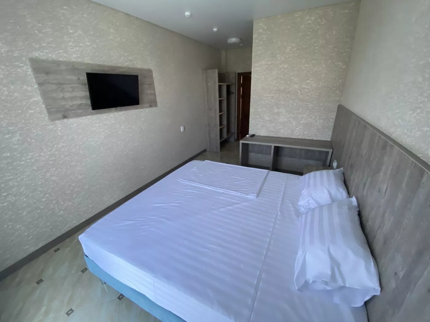 . Гостевой дом Family Home . Архипо-Осиповка