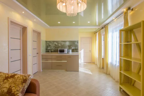 Номер “VIP” с двумя спальными комнатами (проживание и завтрак). Гостевой комплекс «Московский Берег». Витино