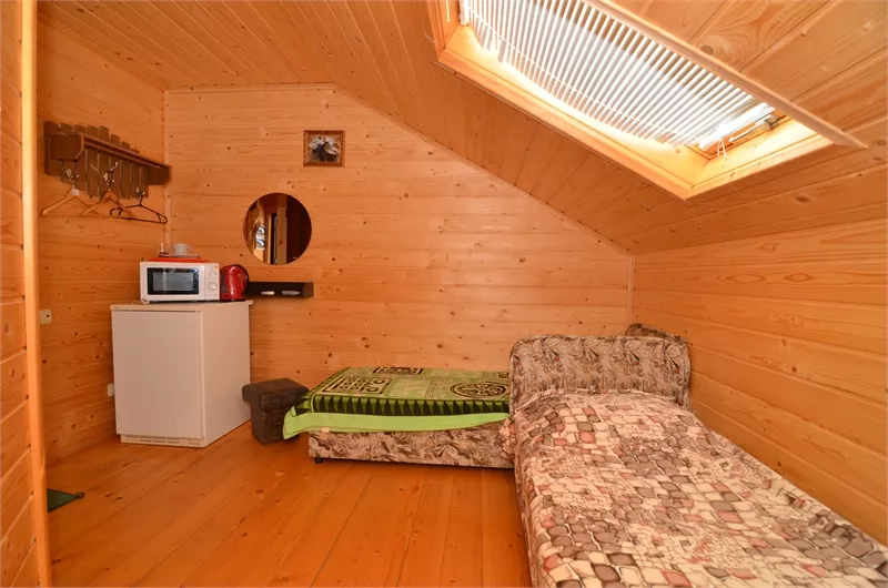 2-местный мансардный (с раздельными кроватями)	. Вилла «Виола». Алушта