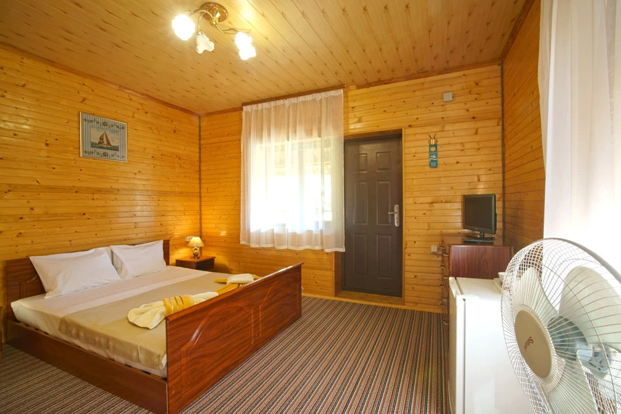 2-местный с балконом. Эко-отель «Эспаньола». Солнечногорское