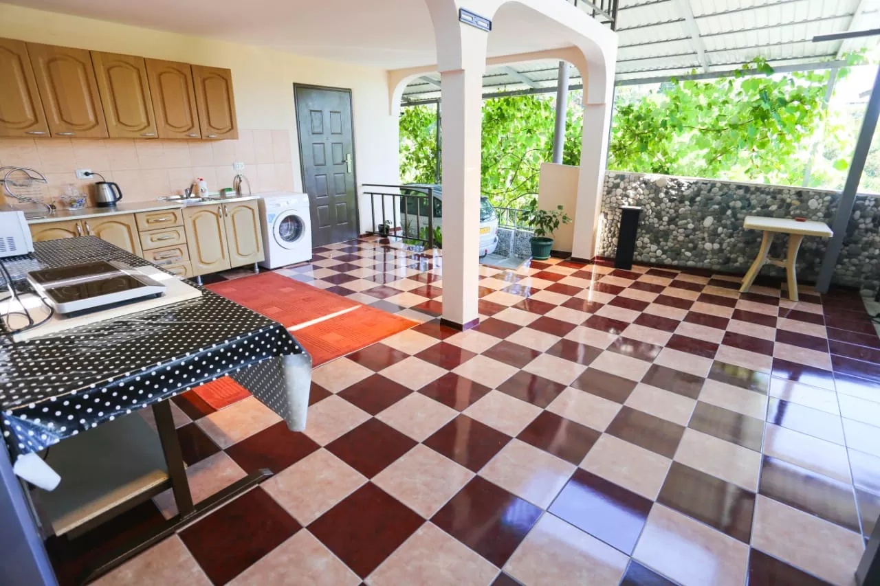 . Гостевой дом "Голландия". Гагра