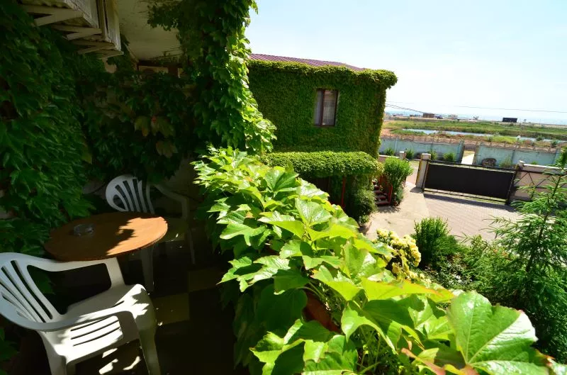 2-МЕСТНЫЙ НОМЕР С КОНДИЦИОНЕРОМ. Мини-гостиница "Анастасия". Саки