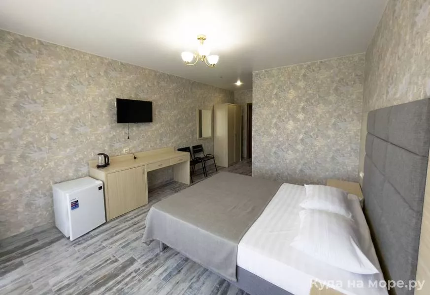 . Отель «Марсель». Новомихайловский