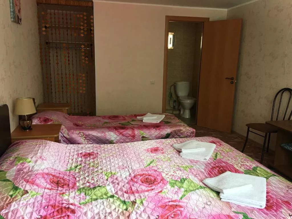 . Гостевой дом "Кипарисовый". Геленджик