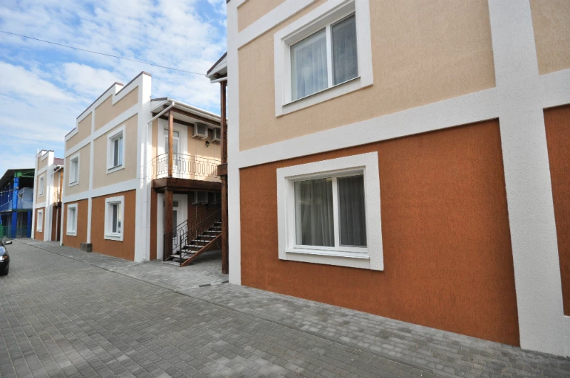 . Мини-пансионат «У моря». Штормовое