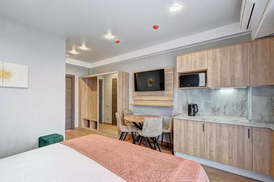 Двухместный номер Стандарт с доп местом и террасой. Отель Аурия Морето. Лоо