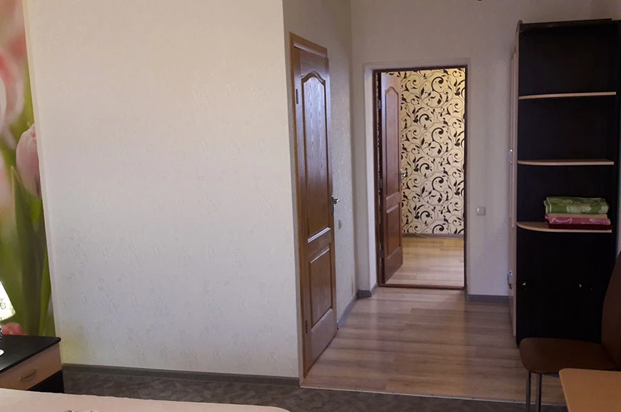 2-комнатная комфортная. Гостевой дом «Медовый месяц». Саки