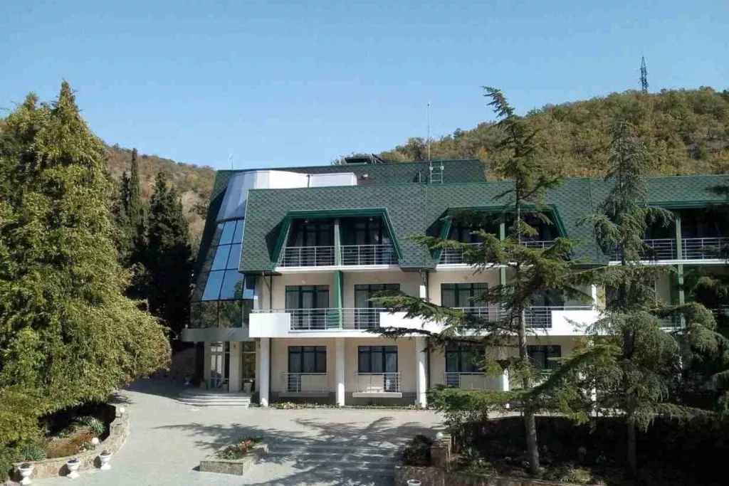 Эко-отель «АЛЫЕ ПАРУСА»