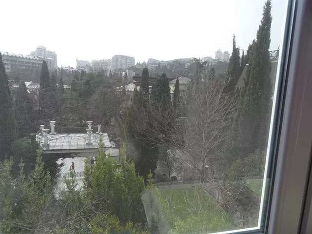 . Квартира в многоквартирном доме 1 комнатная квартира. Ялта