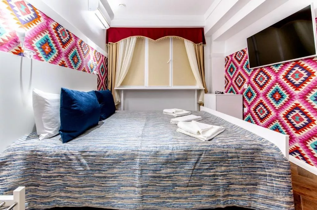 Двухместный номер с 1 кроватью и собственной ванной комнатой. Апарт-отель Намасте. Красная Поляна