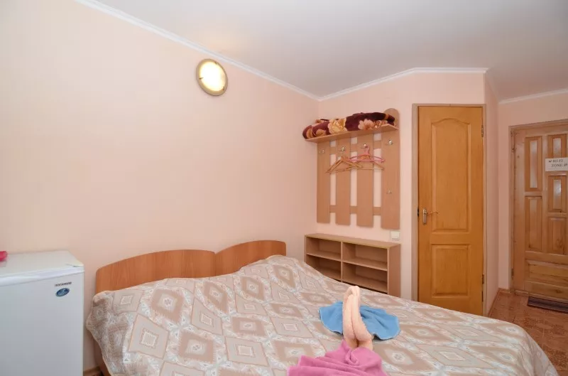 2-МЕСТНЫЙ НОМЕР С КОНДИЦИОНЕРОМ. Мини-гостиница "Анастасия". Саки