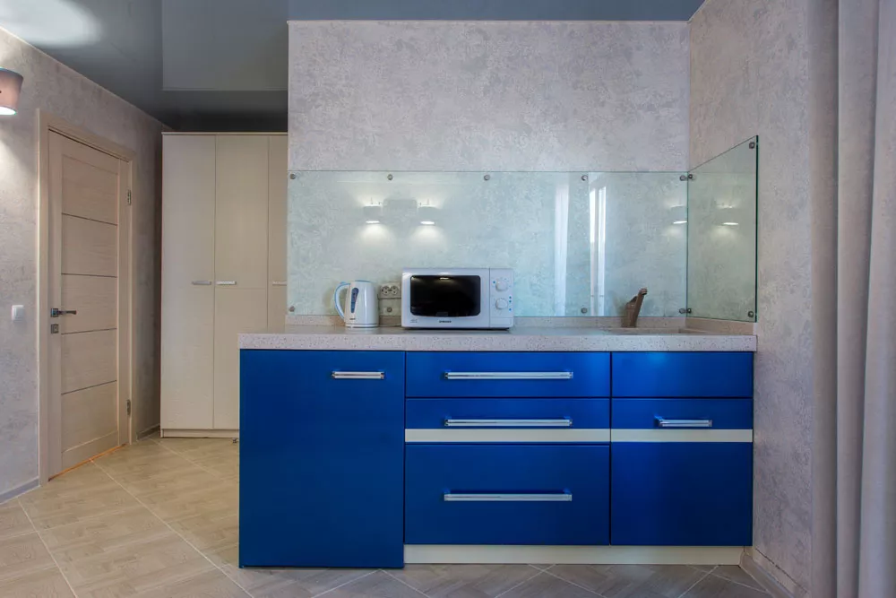 Номер “VIP” с одной спальной комнатой (проживание и завтрак). Гостевой комплекс «Московский Берег». Витино