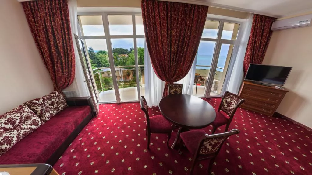 «Люкс» двухкомнатный. Отель "Калипсо" ★★★ . Лазаревское