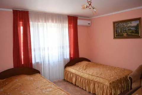 4-х местный Комфорт с кондиционером. Гостевой дом "На Морской". Архипо-Осиповка