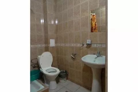 Двухместный с удобствами и вентилятором. База отдыха "Платан". Лазаревское