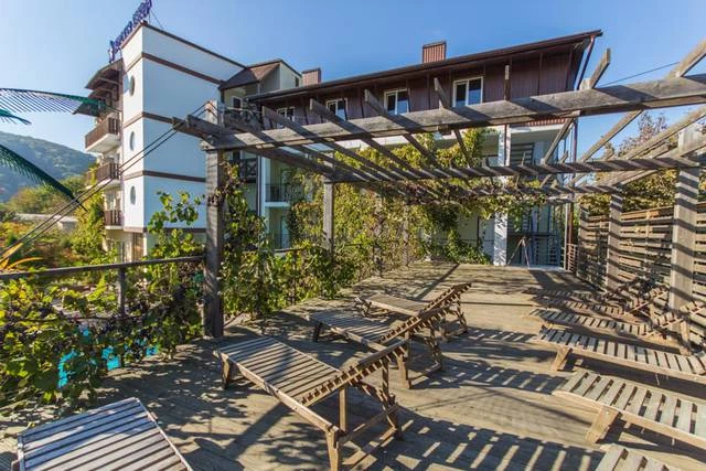 . Гостиница «Морская звезда». Архипо-Осиповка