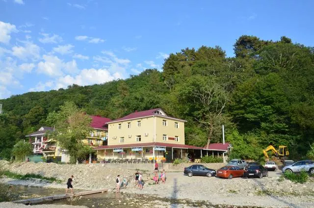 . Гостевой дом Вараздат. Солоники