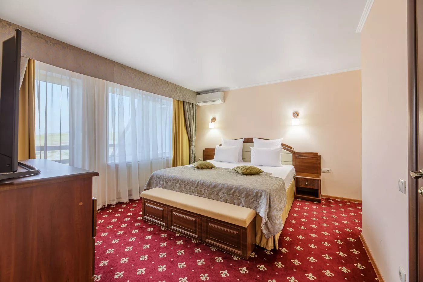 . Отель Tizdar Family Resort & SPA ★★★★★. За Родину