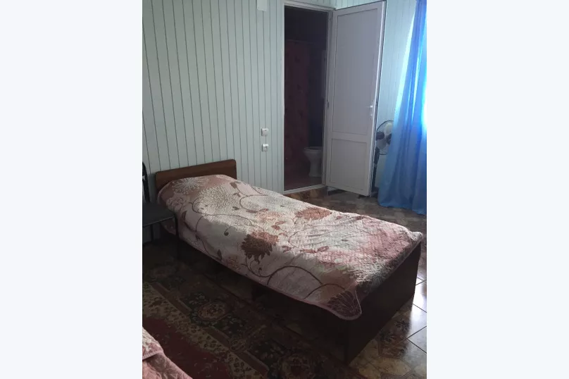 Семейный 2х комнатный. Гостевой дом "У Роберта". Лоо Семейный 2х комнатный. Гостевой дом "У Роберта". Лоо