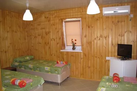 3-х местный номер. Гостиница «Фортуна». Голубицкая