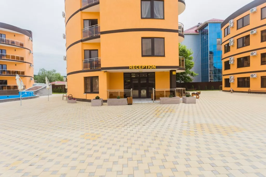 . Отель Golden Sunrise. Лермонтово