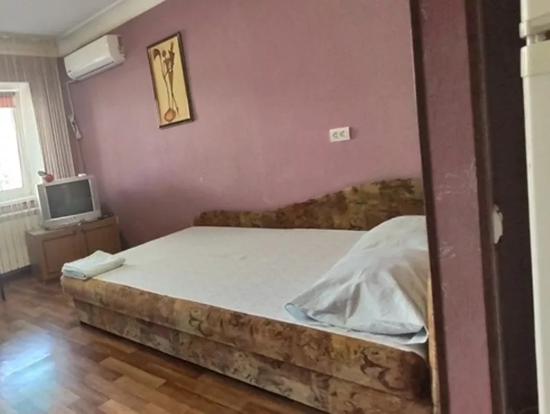 . Частный сектор " В парке ". Севастополь