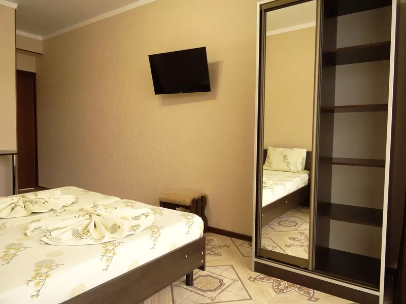 . Гостиница "Ширак". Лазаревское