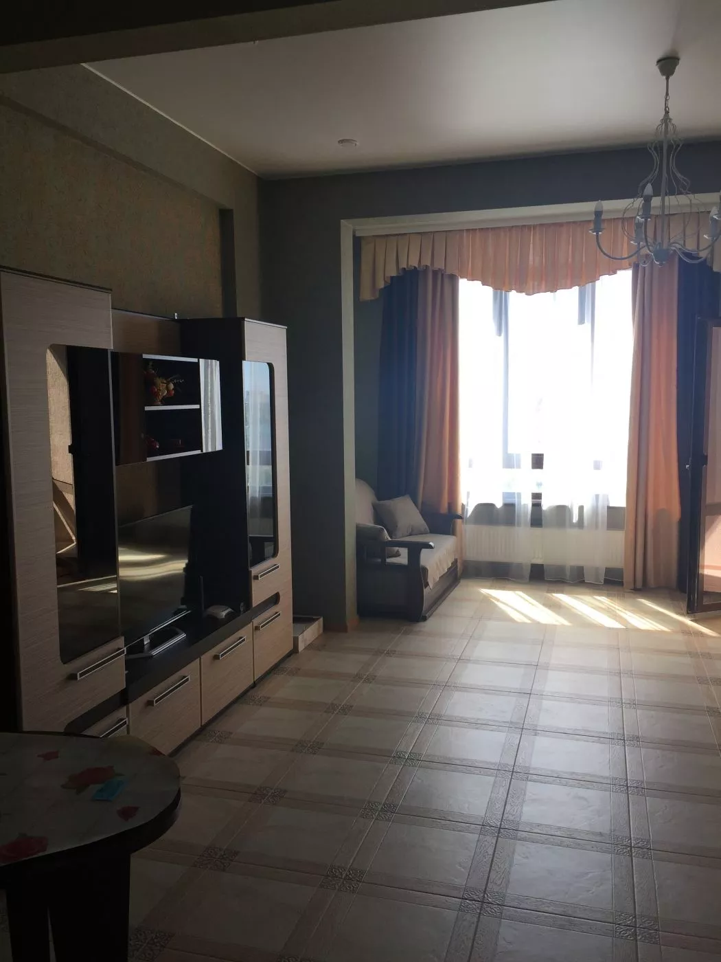 . Квартира в многоквартирном доме Студия Шевченко 65. Анапа