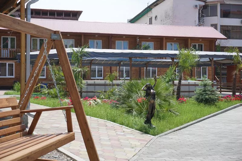 . База отдыха "Ковчег". Лазаревское