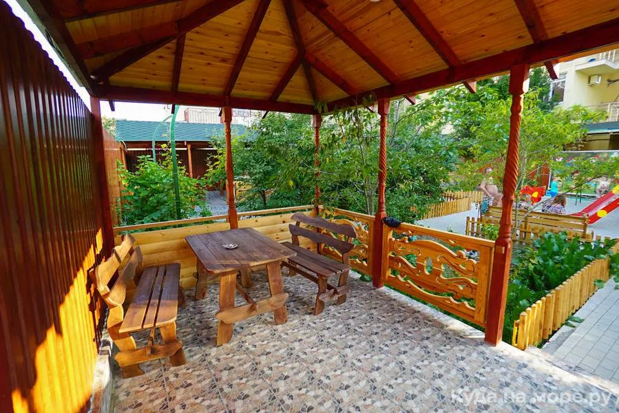 . Отель "Малахит". Адлер