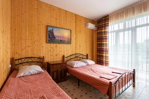 3-х местный номер Комфорт. Гостевой дом «Mari». Джубга