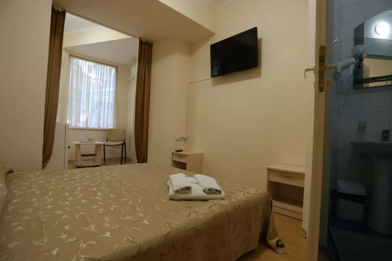 1-местный номер. Гостиница "РоЯлта". Алупка