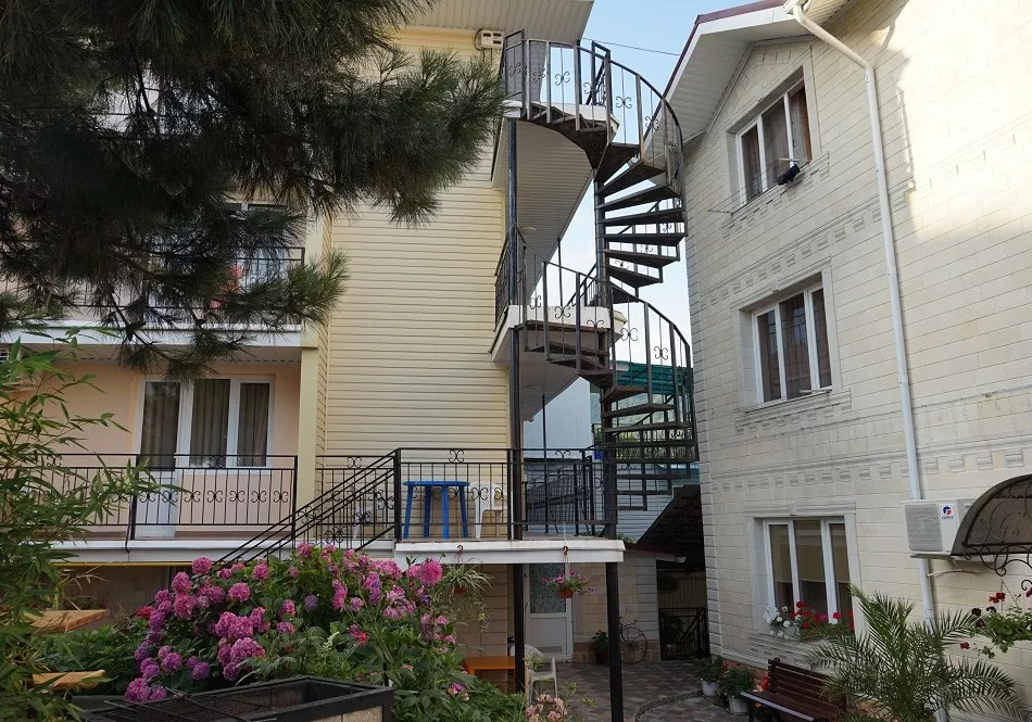 . Гостевой дом "Виктория". Лазаревское